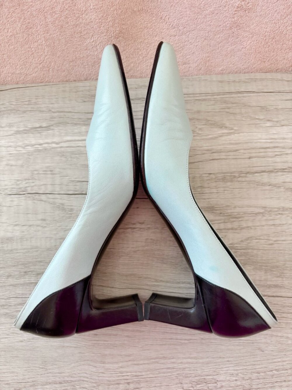 St. John Color Block Blue Black Leather Pointed Toe 2.5" Block Pump Heel 7 - Picture 5 of 9